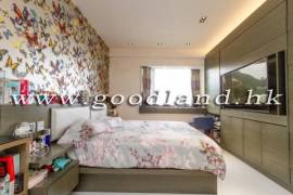 Clear Water Bay Villa For Sale