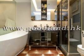 Clear Water Bay Villa For Sale