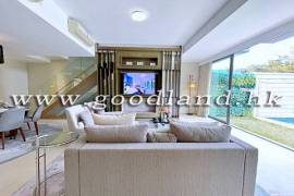 Clear Water Bay Villa For Sale