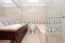 Clear Water Bay Villa For Sale