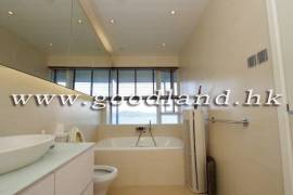 Clear Water Bay Villa For Sale