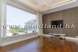 Clear Water Bay Villa For Sale