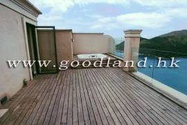 Clear Water Bay Villa For Sale