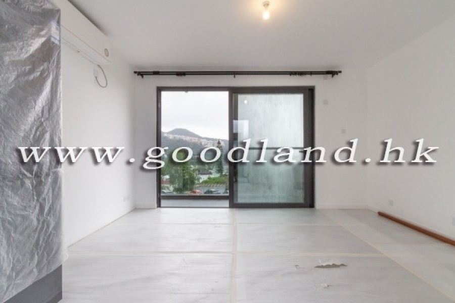 CLEAR WATER BAY Village House Close to Waterfront with Panoramic Sea View For Rent