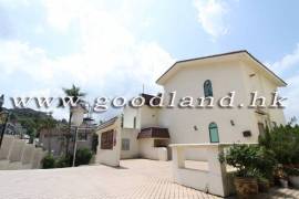 Clear Water Bay Villa For Sale