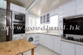 SAI KUNG Village House For Sale