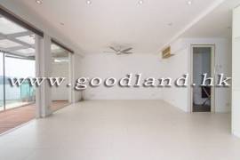 SAI KUNG Village House For Sale