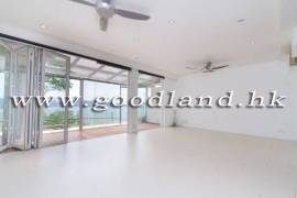 SAI KUNG Village House For Sale