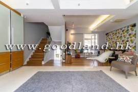 Clear Water Bay Villa For Sale