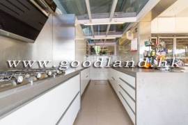 Clear Water Bay Villa For Sale