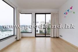 CLEAR WATER BAY Detached Village House with Huge Garden and Sea View For Rent