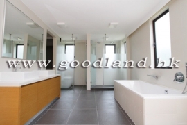 Fully Detached House for Sale & Rent in Clear Water Bay
