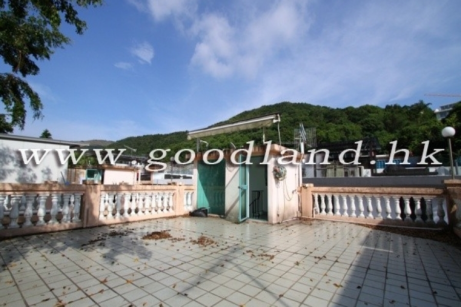3BR Upper Duplex for Rent in Clear Water Bay | Rooftop Garden