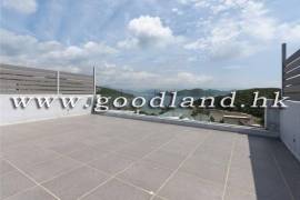 CLEAR WATER BAY Village House with Huge Garden, Private Gate and Open Sea View For Rent