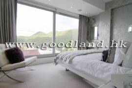 CLEAR WATER BAY Village House with Huge Garden, Private Gate and Open Sea View For Rent