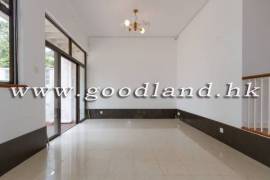 Clear Water Bay Villa For Sale