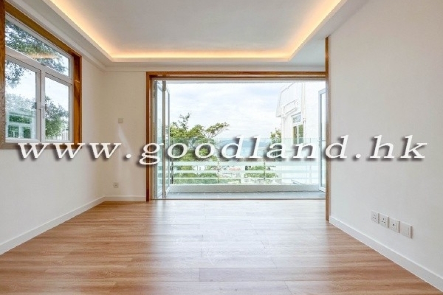 CLEAR WATER BAY End Unit Village House with Private Pool and Sea View From All Levels For Rent