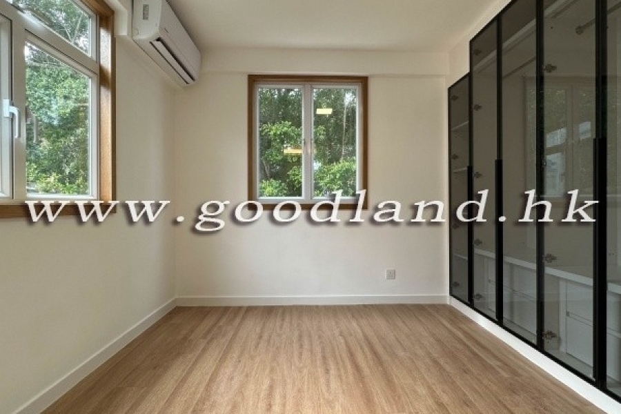 CLEAR WATER BAY End Unit Village House with Private Pool and Sea View From All Levels For Rent