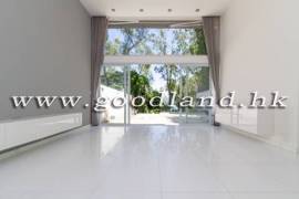 Sai Kung Luxury Villa For Sale
