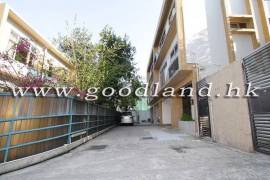 Clear Water Bay Villa For Sale