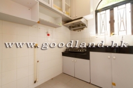 CLEAR WATER BAY Practical Village House with Front Yard For Sale