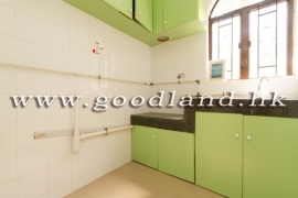 CLEAR WATER BAY Practical Village House with Front Yard For Sale