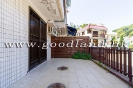 CLEAR WATER BAY Practical Village House with Front Yard For Sale