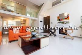 Clear Water Bay Villa For Sale
