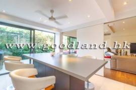 Clear Water Bay Villa For Sale