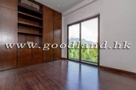 Clear Water Bay Villa For Sale