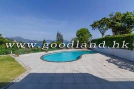 Clear Water Bay Villa For Sale