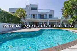 Clear Water Bay Villa For Sale