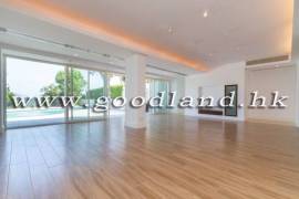 Clear Water Bay Villa For Sale