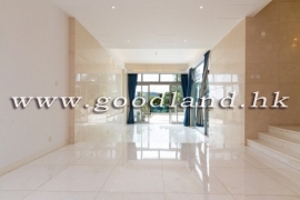SAI KUNG Prestigious Villa with Panoramic Sea Views For Sale
