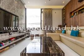 Clear Water Bay Villa For Sale