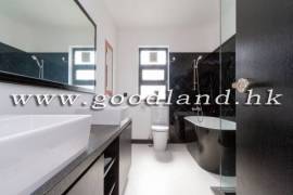 CLEAR WATER BAY Detached Renovated Village House with Lawn Garden and Sea View For Rent