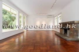 Clear Water Bay Villa For Sale