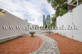 Clear Water Bay Villa For Sale
