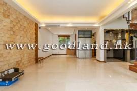 Clear Water Bay Villa For Sale