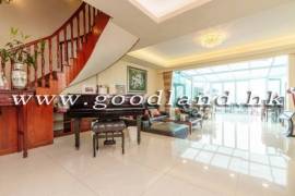 Clear Water Bay Villa For Sale