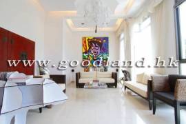 Clear Water Bay Villa For Sale