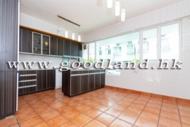 Sai Kung Villa For Sale