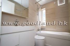 CLEAR WATER BAY Renovated Village House with Huge Lawn Garden For Rent