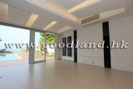 Clear Water Bay Villa For Sale