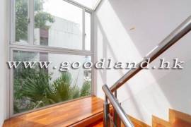 Clear Water Bay Villa For Sale