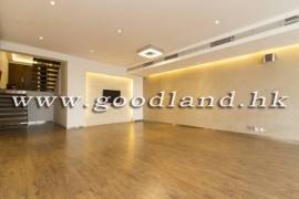 Clear Water Bay Villa For Sale