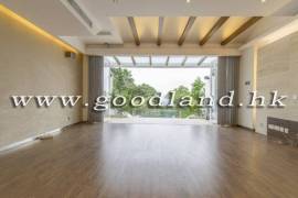 Clear Water Bay Villa For Sale