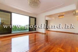 Clear Water Bay Villa For Sale