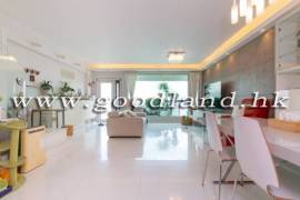 Clear Water Bay Villa For Sale
