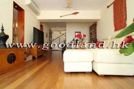 Clear Water Bay Villa For Sale